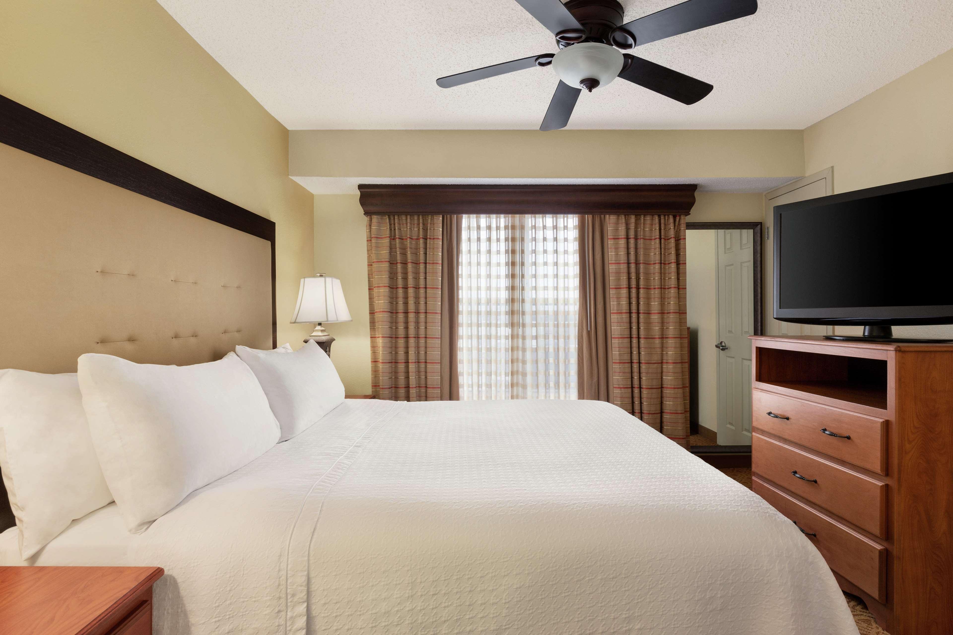 Homewood Suites By Hilton Dallas-Park Central Area Esterno foto