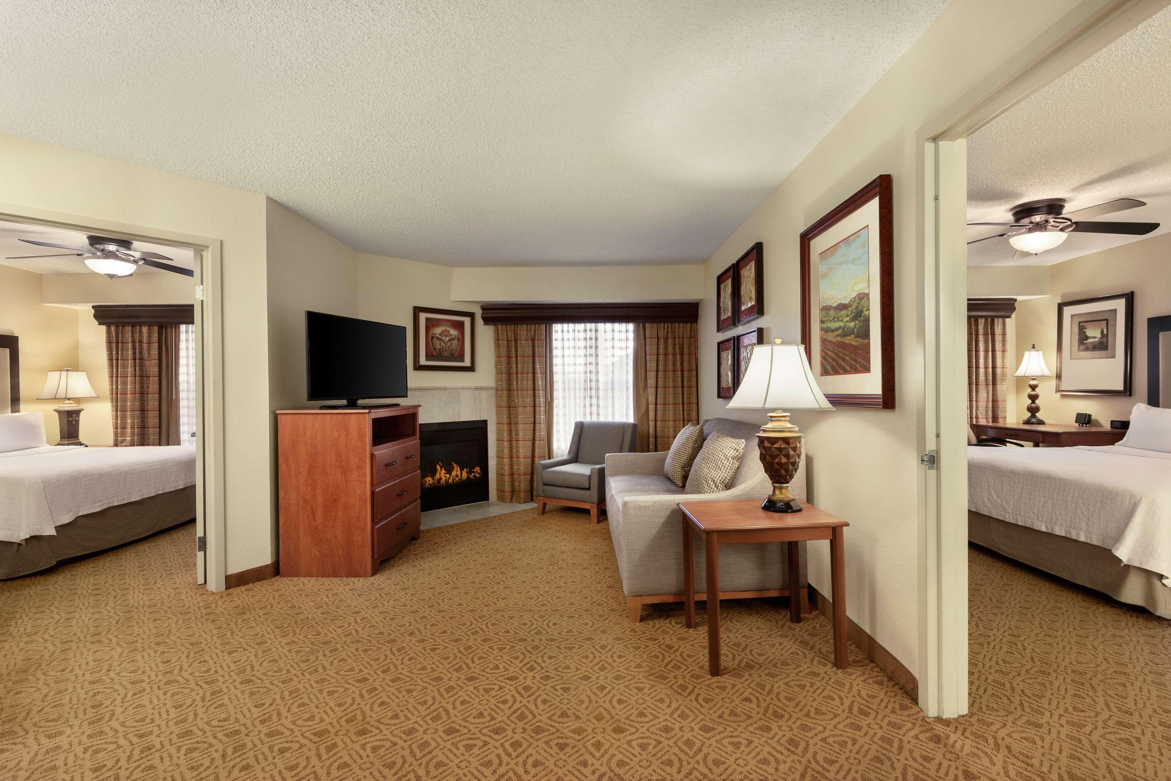 Homewood Suites By Hilton Dallas-Park Central Area Esterno foto